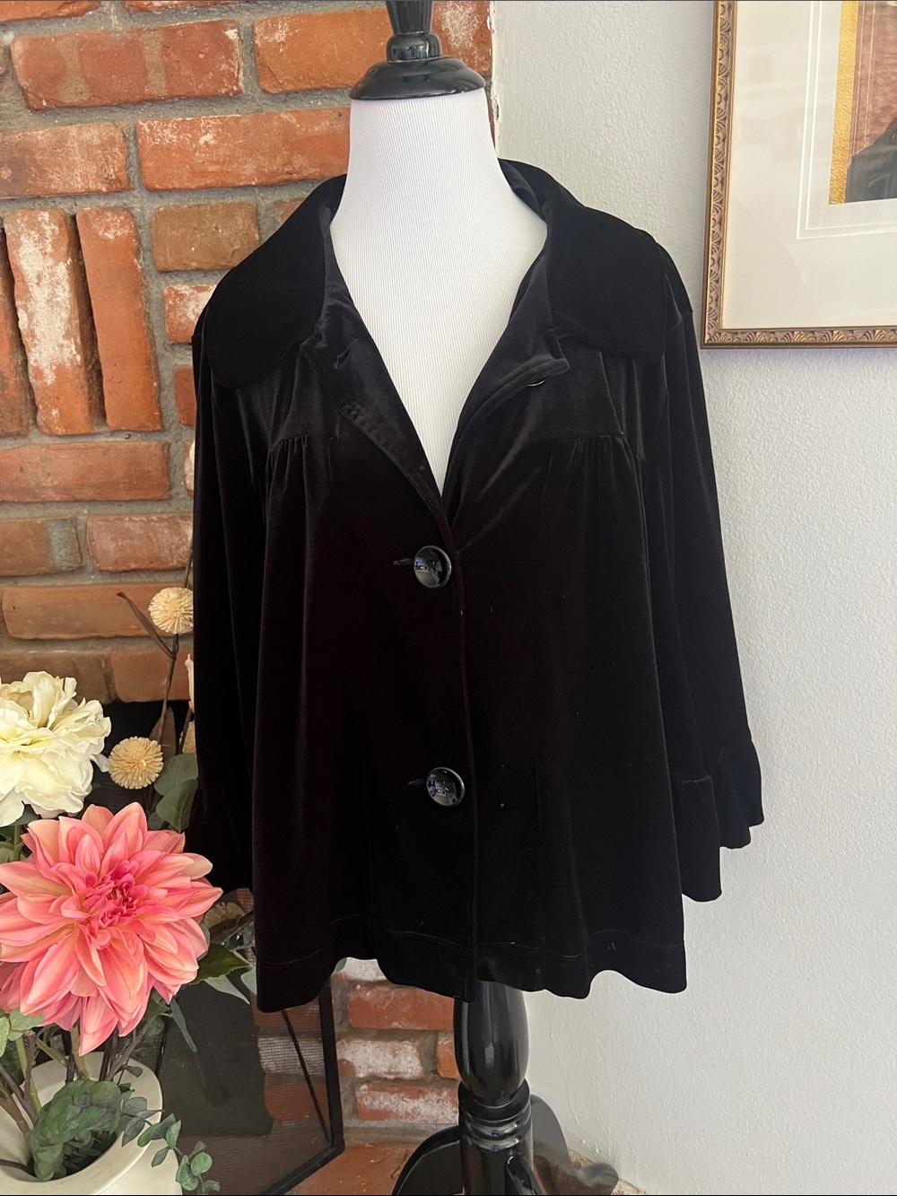 Notations Black Velvet Pea Coat - Women's Short Velvet Jacket